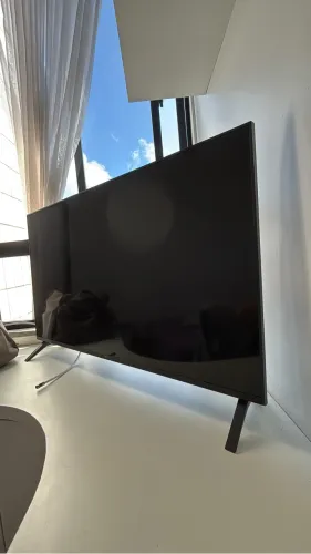 Smart TV 43" LG 4K Ultra HD 43UA7500PSA webOS 25 AI Processor 4K Gen8 com Alexa 3 HDMI