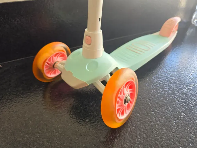 Patinete Infantil Oxelo B500 - Com Rodas Que Piscam
