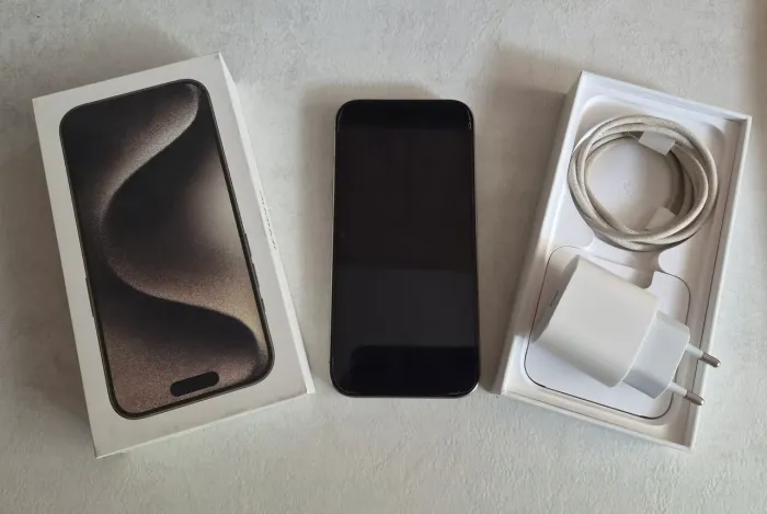Apple iPhone 15 Pro