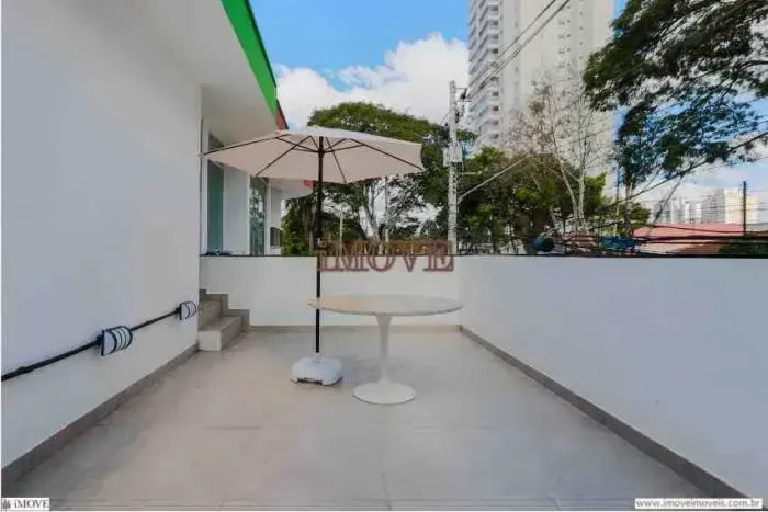 Imóvel para aluguel e venda possui 113 metros quadrados com 5 quartos