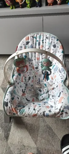 Cadeira de balanço vibratória infantil Fisher price