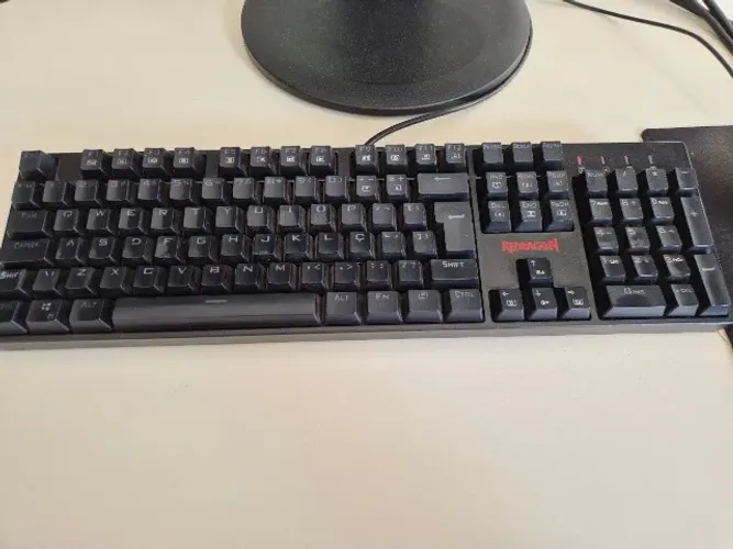 Teclado Mecânico Redragon Surara Pro RGB - Switch Óptico Red Linear + O-rings