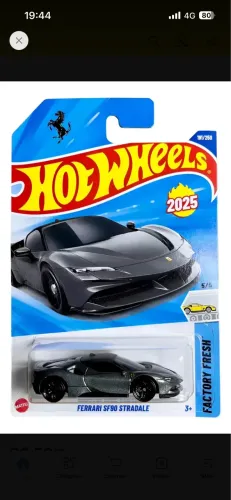 Ferrari sf90 stardale (cinza)