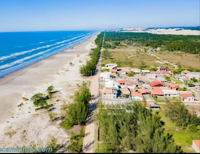Vendo ou troco terreno em Jaguaruna, 600mts praia , escriturado 