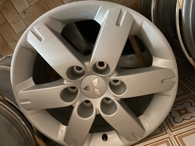 Roda Mitsubishi Pajero Full aro 17 original unidade valor mínimo 
