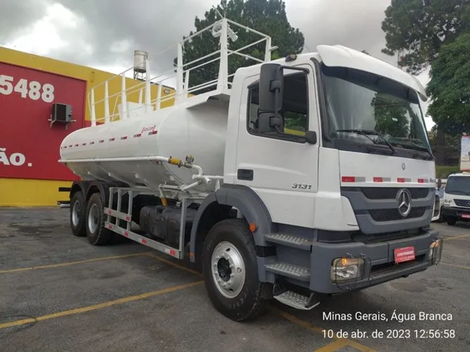 Pipa Mercedes benz Axor 3131 2020 com retarder