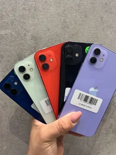 iPhones 12