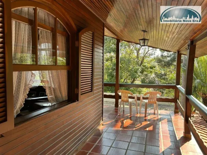 Casa com 5 dormitórios à venda, 355 m² por R$ 1.490.000,00 - Condomínio Marambaia - Vinhed
