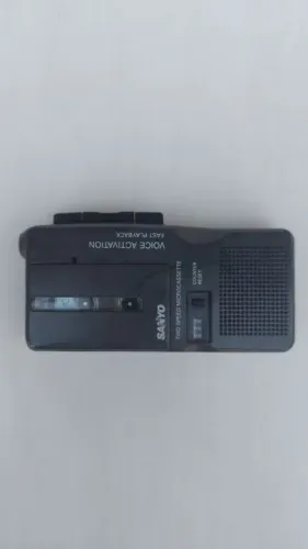 Mini gravador Sanyo leia a descrição 