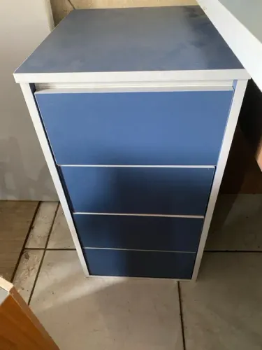 novo - gaveteiro azul com 4 gavetas