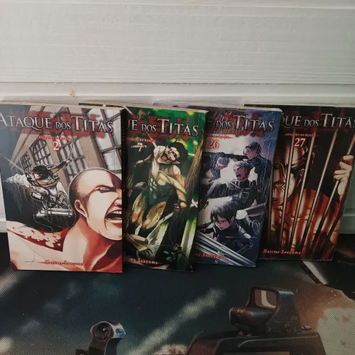 Ataque dos Titãs - Mangá Vol. 2, 7, 26 e 27