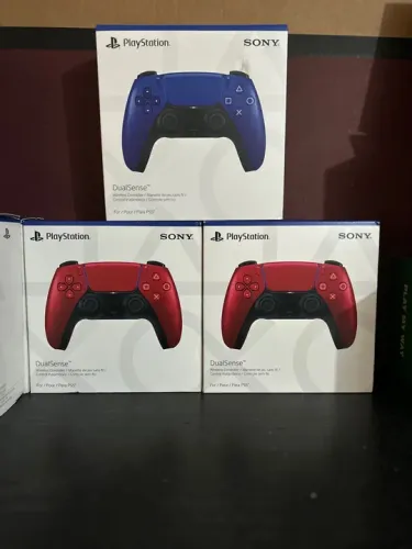 DualSense PS5 Novo Lacrado novas versões Vermelho ou Azul metálicos
