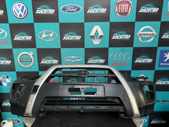Para choque Toyota Etios cross