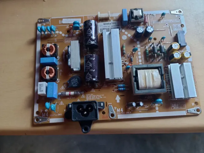 Placa fonte da TV LG modelo 32lf565b
