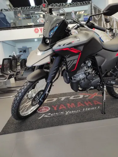 Lander 250 - Marcos Yamaha
