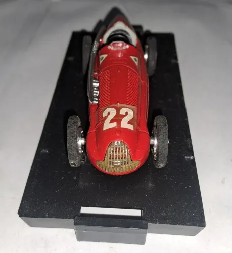 Miniatura Alfa Romeo 158 1/43 1950 n.°22 - Colecionador