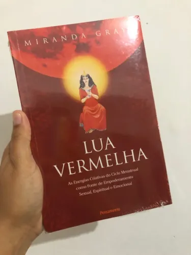 Lua Vermelha - Miranda Gray