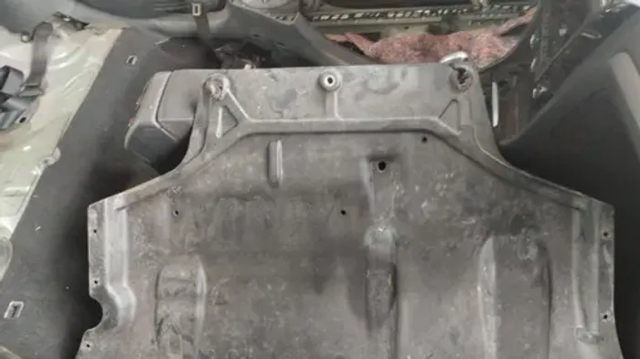 Protetor de Cárter para VW Golf TSI