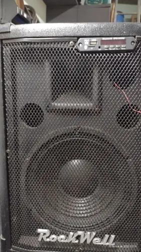 Vendo uma cxa de som amplificada profissional ( só esse final de semana p vir buscar $550,