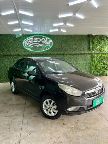 Fiat Siena Attractive 1.4 Fire Flex 8V 4P 2013