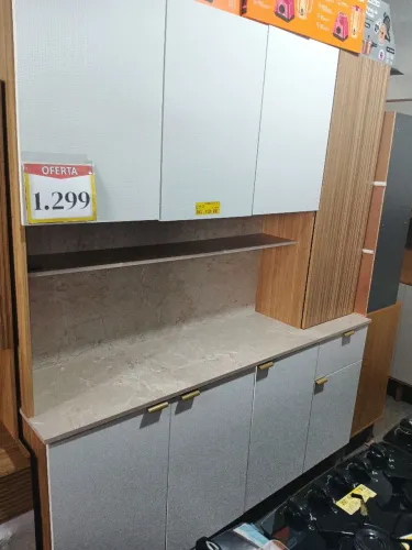 Armário de cozinha grande na promoção 