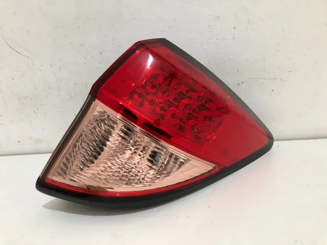 Lanterna Traseira Honda Hrv 2015 Á 2018 Lado Direito Original