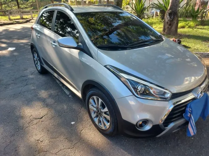 Hyundai HB20X Premium 1.6 Flex 16V Aut. 2017