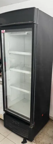 Geladeira expositora 