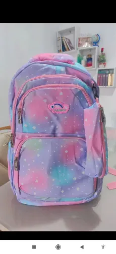 Mochila feminina com estojo