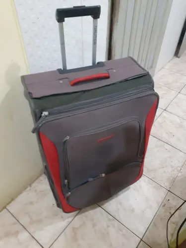 Mala de Viagem Nautica - Cinza com Vermelho