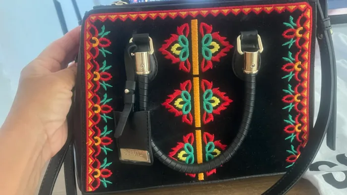 Bolsa Lorena adição limitada bordada da Schutz