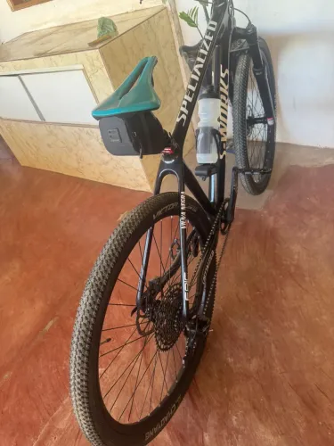 Bicicleta specialized carbono