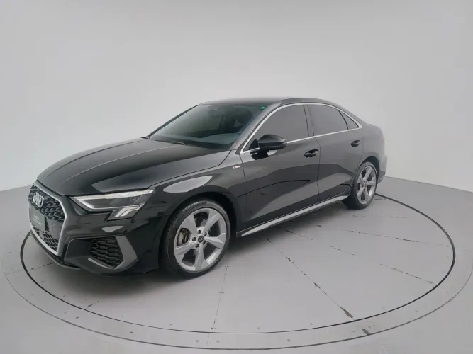 Audi A3 Sedan S-line 2.0 TFSI S-tronic 2023