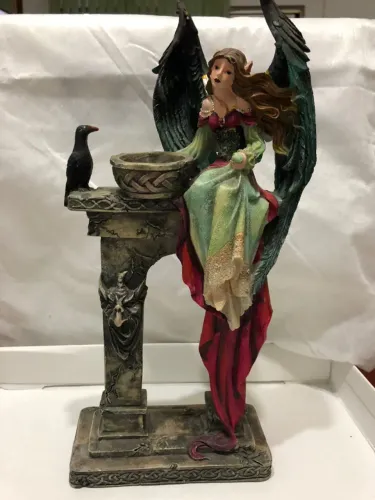 Estátua de fada 