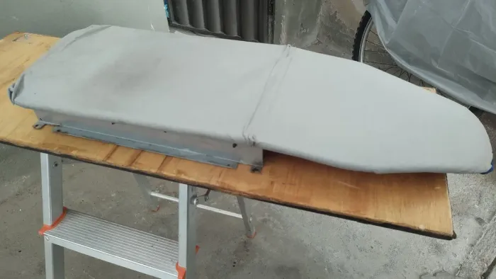 Tábua de Passar Embutir Dobrável  (Barbacena)