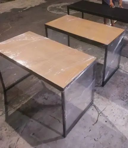 Fabricamos mesa industrial a partir de 450 reais
