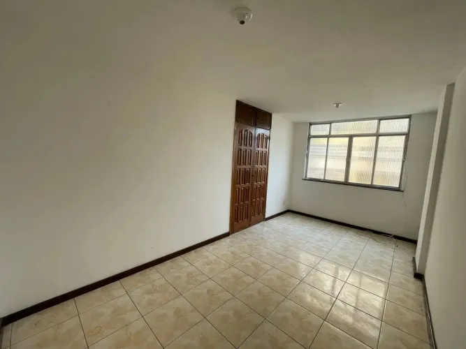 Amplo Apartamento c/ 2quartos em Mutondo