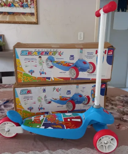 Patinete 3 rodas Infantil NOVO- Bandeirantes