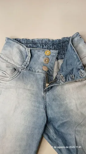 Calça Jeans Feminina Tamanho: 42