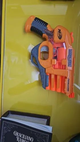 Pistola Nerf N-Strike Elite Persuader