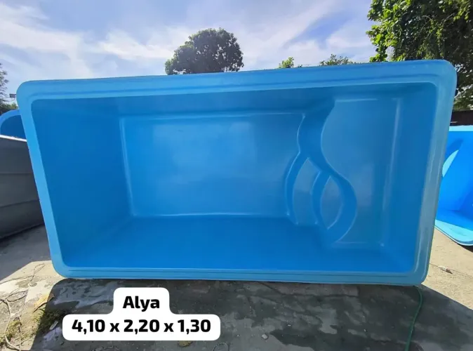 Piscina Alya 4,10x2,20x1,30 - Perfeita para seu lazer!