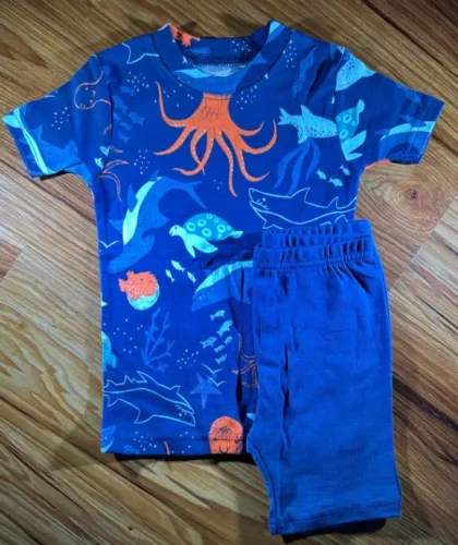 Conjunto pijama Carter's tamanho 24 meses importado (novo)