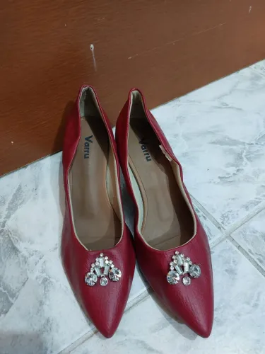 Sapato Vermelho VANU - Tamanho 39