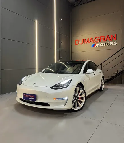 Tesla Model 3 Elétrico AWD Performance 2018