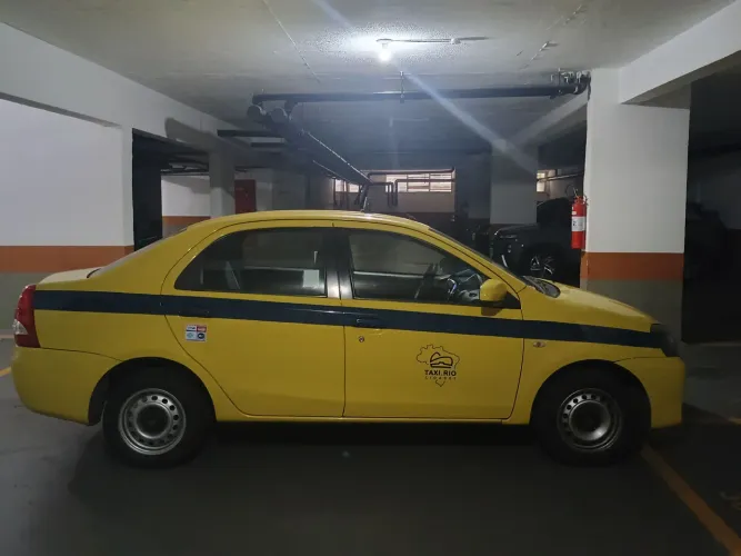 Toyota Etios XS Sedan 1.5 Flex 16V 4P Mec. 2015