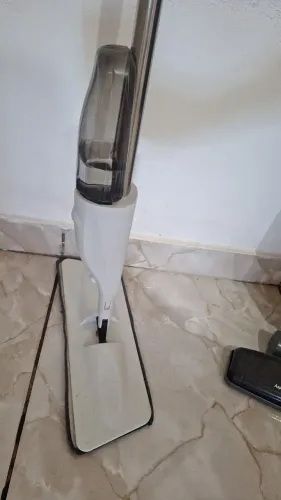 Mop spray vertical.