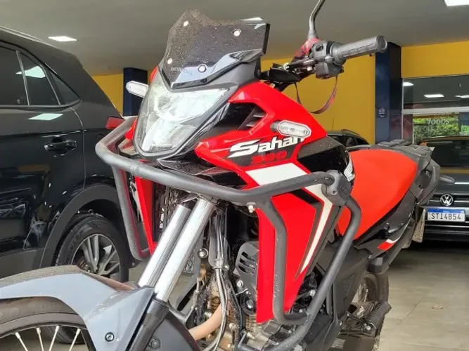HONDA SAHARA 300 RALLY 2024