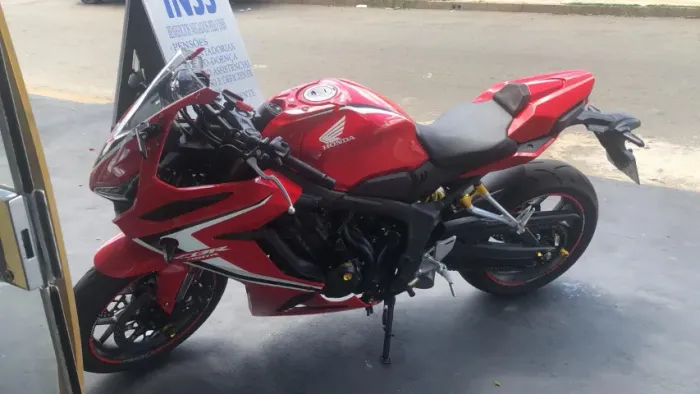 Honda CBR 650R ? Único Dono | 5.200 km