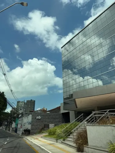 Vendo Sala Comercial com acabamento, pronta para uso, com 25m2