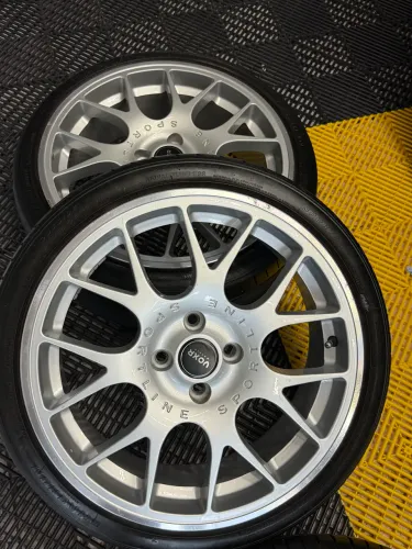 Rodas 17